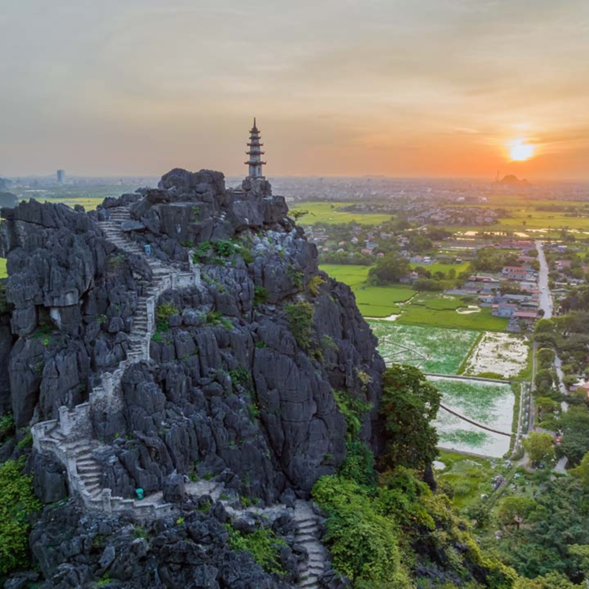 Mua Cave panoramic view
