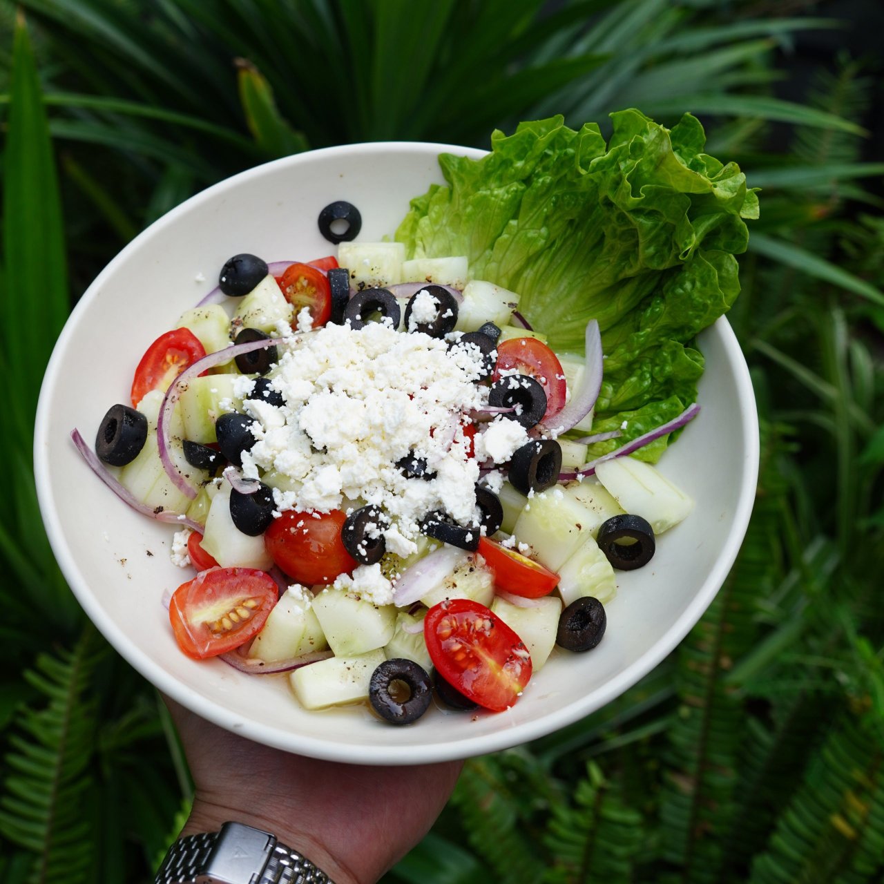 Greek salad tại The Coop