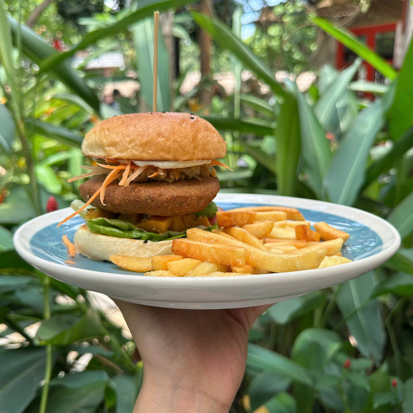 Falafel Burger