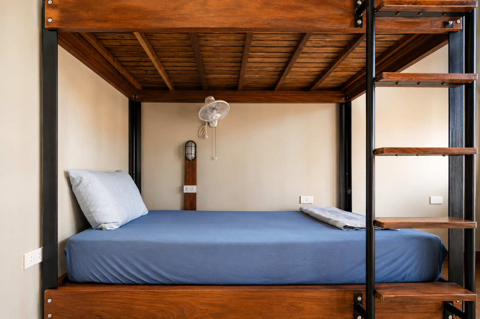 6 Bed Mixed Dorm The Laneway Hostel Ninh Binh 2