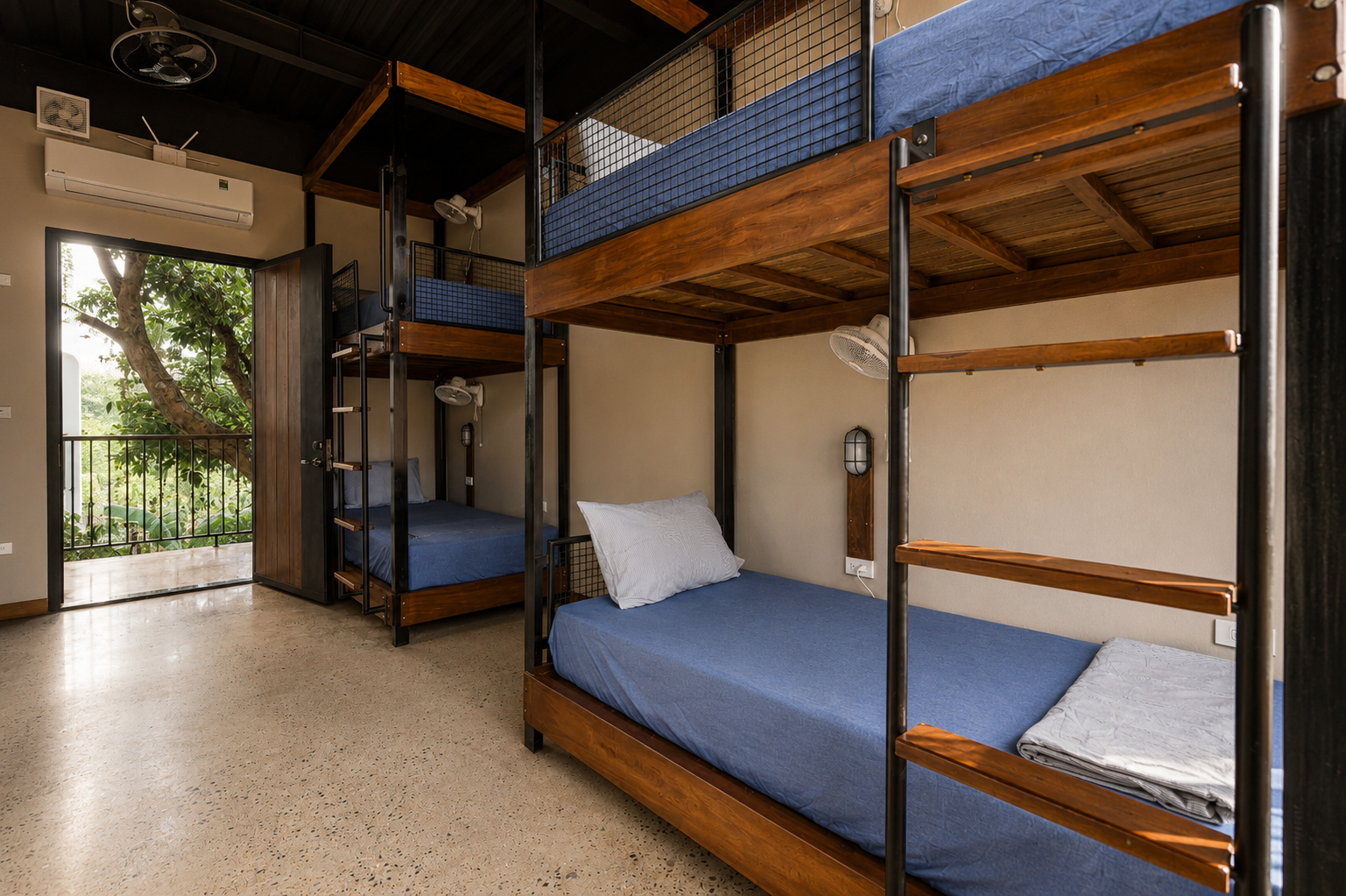 6 Bed Mixed Dorm The Laneway Hostel Ninh Binh 5