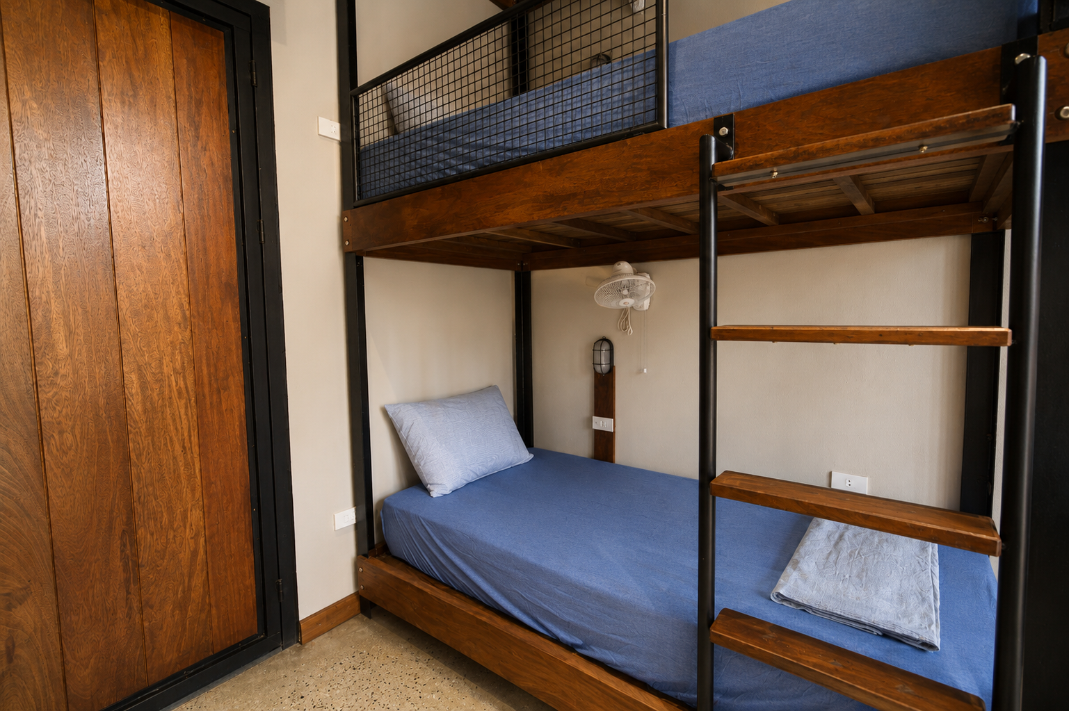 6 Bed Mixed Dorm The Laneway Hostel Ninh Binh 6