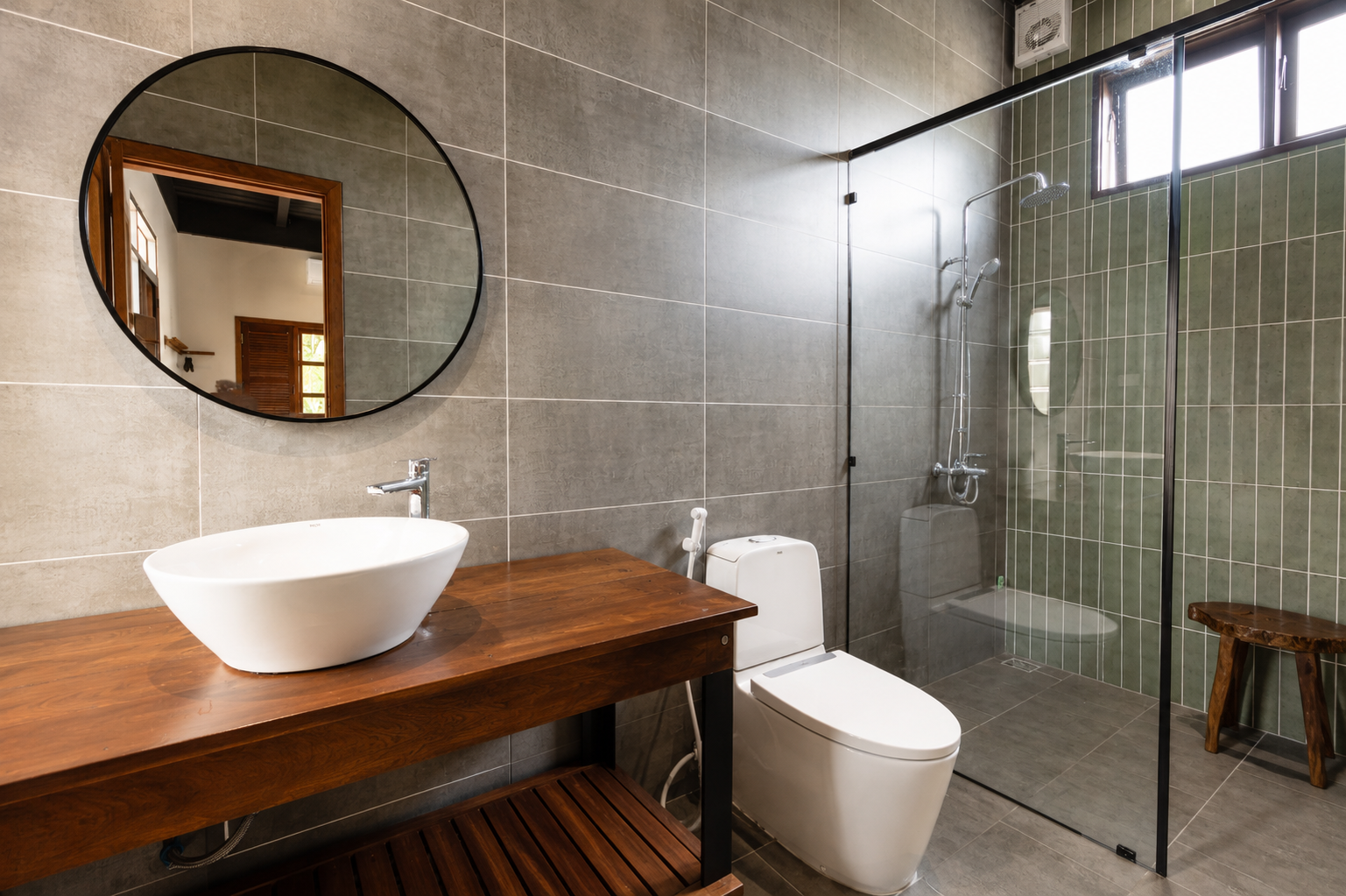 Deluxe Double Bed Private Ensuite The Laneway Hostel Ninh Binh 14