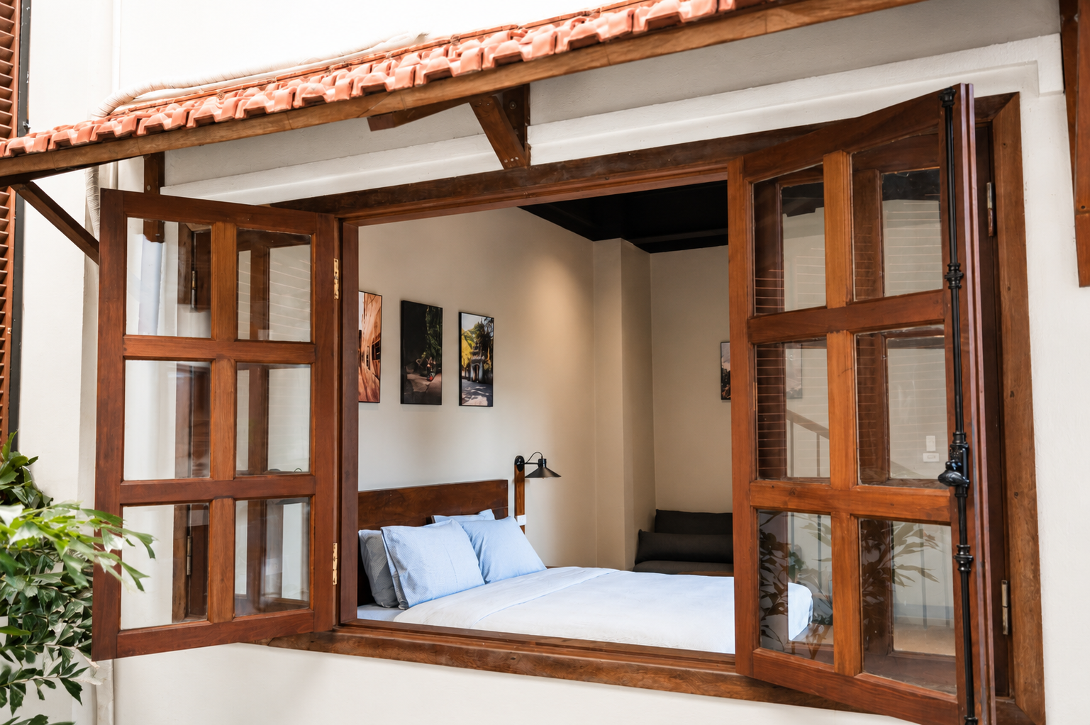 Deluxe Double Bed Private Ensuite The Laneway Hostel Ninh Binh 9